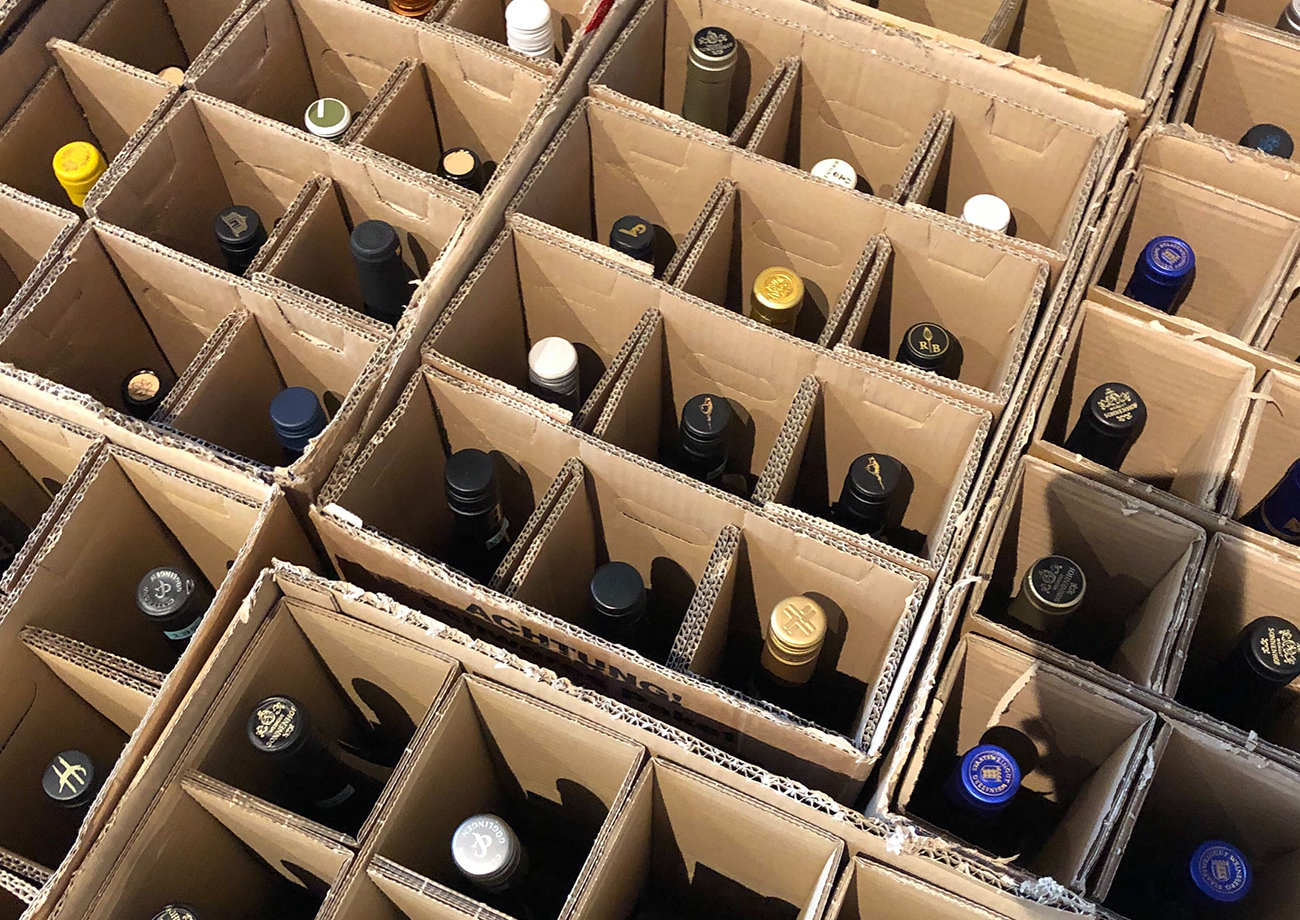 Weinflaschen verpackt
